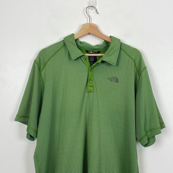 The North Face Flash Dry Polo Short Sleeve Pullover Mens XL 1/4 Button Shirt - Picture 3 of 8